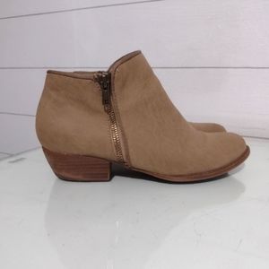 Side-zip ankle booties